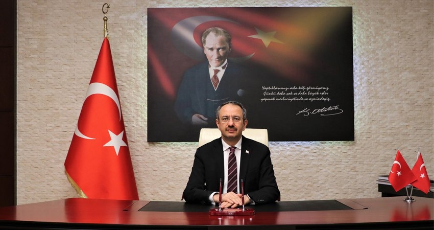 Kaymakamımız Sn.Dr.Metin KUBİLAY, 15 Temmuz Demokrasi ve Milli Birlik Günü Münasebetiyle Bir Mesaj Yayınladı