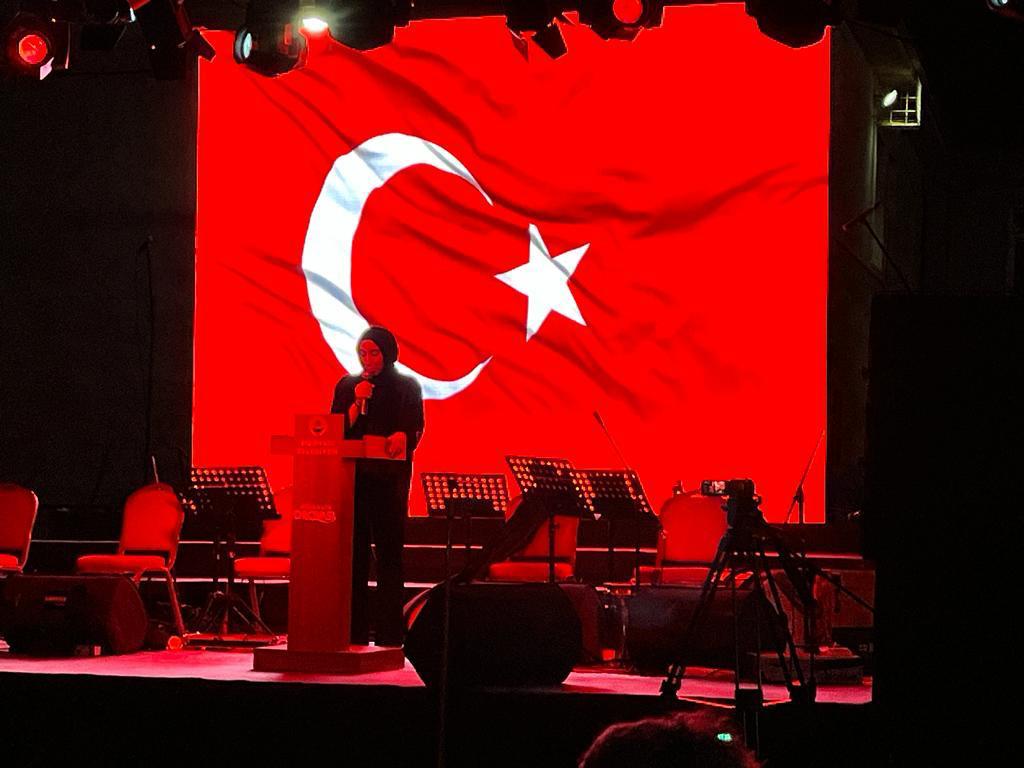  15 Temmuz Demokrasi ve Millî Birlik Günü 7. Yıl Dönümü Mehmet Zeki Obdan İlkokulu Bahçesinde Etkinliklerle Anıldı